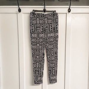 H&M high waisted pants with pockets